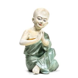 Estatua del Monje de Yoga Namasté Verde