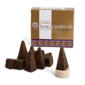 Conos de Incienso Golden Nag Chandan (1 paquete)
