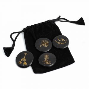 Piedras de Reiki Jaspe negro en bolsa de terciopelo - 4 piedras.